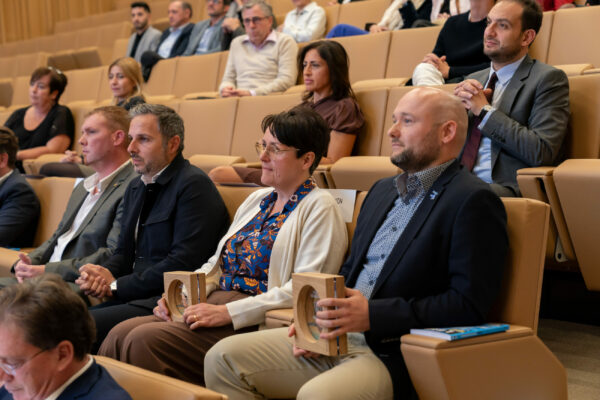 2025101-Remise_Prix_Weicker_INDR_201530
